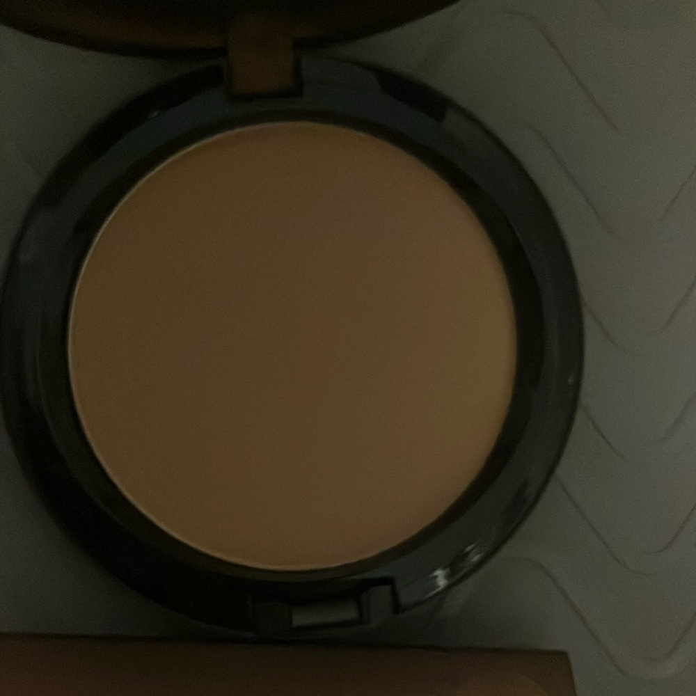 NWT MAC Pro Longwear Bronzing Powder in Nude On Board shade - Picture 4 of 4